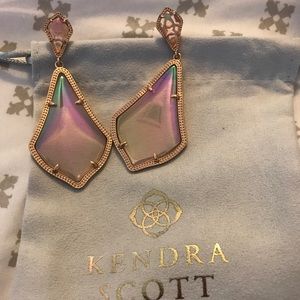 Kendra Scott peach iridescent Alexis